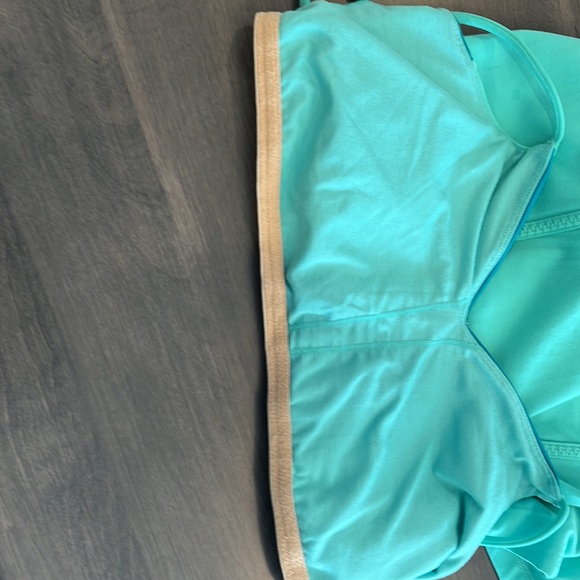 Lululemon tank - Picture 4 of 4